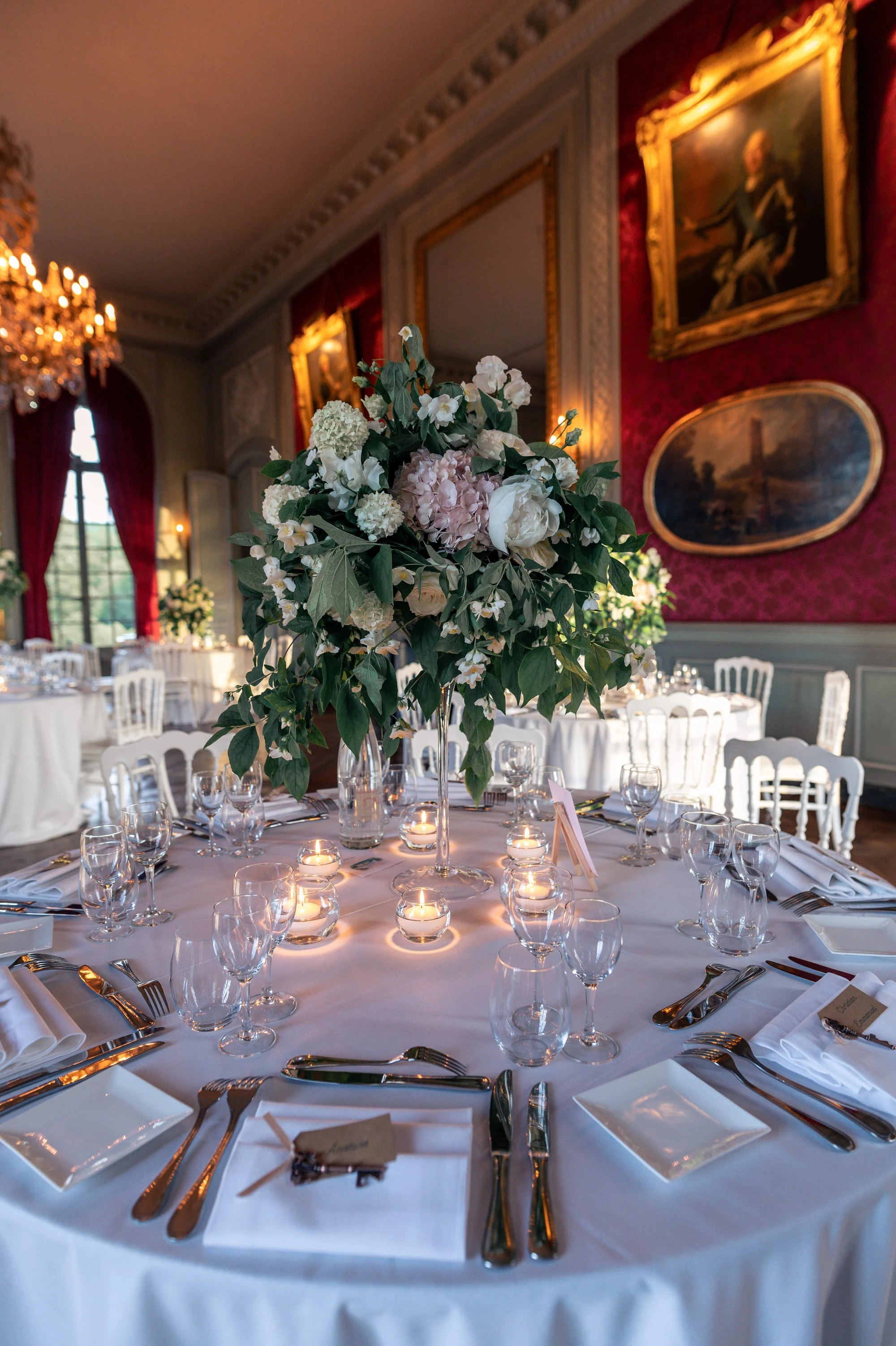 Centre de table élégant avec bougies